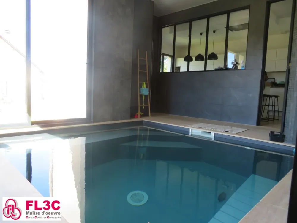 fl3c piscine intérieure maison