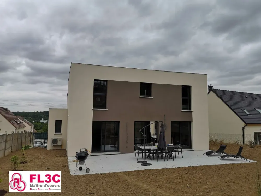 construction maison cube